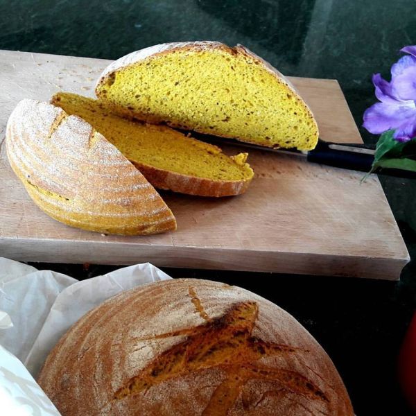 Φρέσκο Ψωμί - Πολύσπορο με κουρκουμά & μπούκοβο